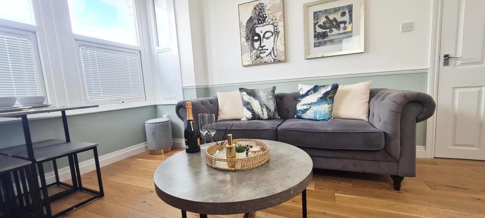 Westcliff-On-Sea Modern 2 Bedroom Apartment - Free Parking Southend-on-Sea Exterior foto