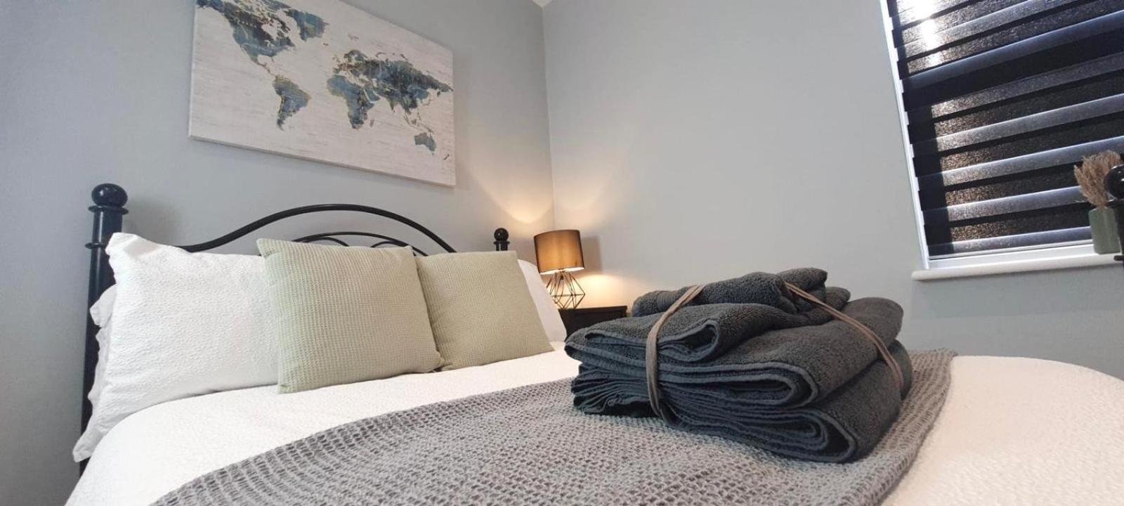 Westcliff-On-Sea Modern 2 Bedroom Apartment - Free Parking Southend-on-Sea Exterior foto